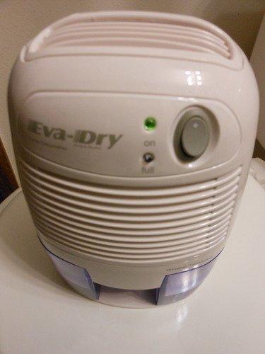 Eva-Dry EDV-1100 Whisper-quiet 16 OZ Dehumidifier with Auto Shut Off and Restart for small spaces in your Home, RV, Automobile, and Storage up to 122 sq. ft customer photo 1
