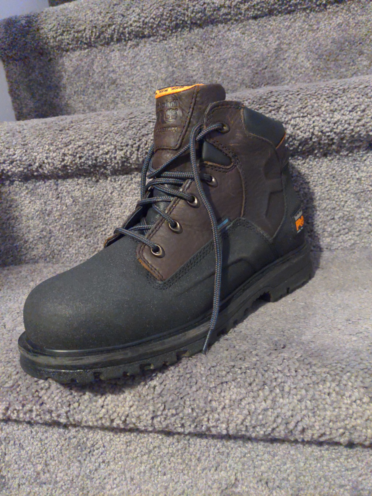 Timberland PRO Men's Powerwelt 6 Inch Steel Safety Toe Waterproof Industrial Work Boot customer photo 1