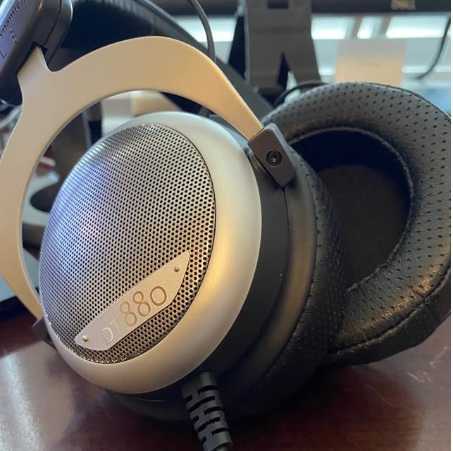 beyerdynamic DT 880 Premium Edition 32 Ohm Over-Ear Stereo Headphones, Semi-Open Design customer photo 2