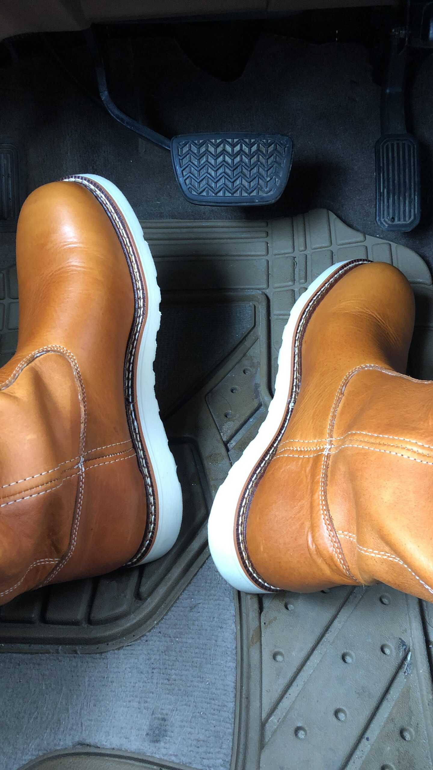 Thorogood American Heritage 11
