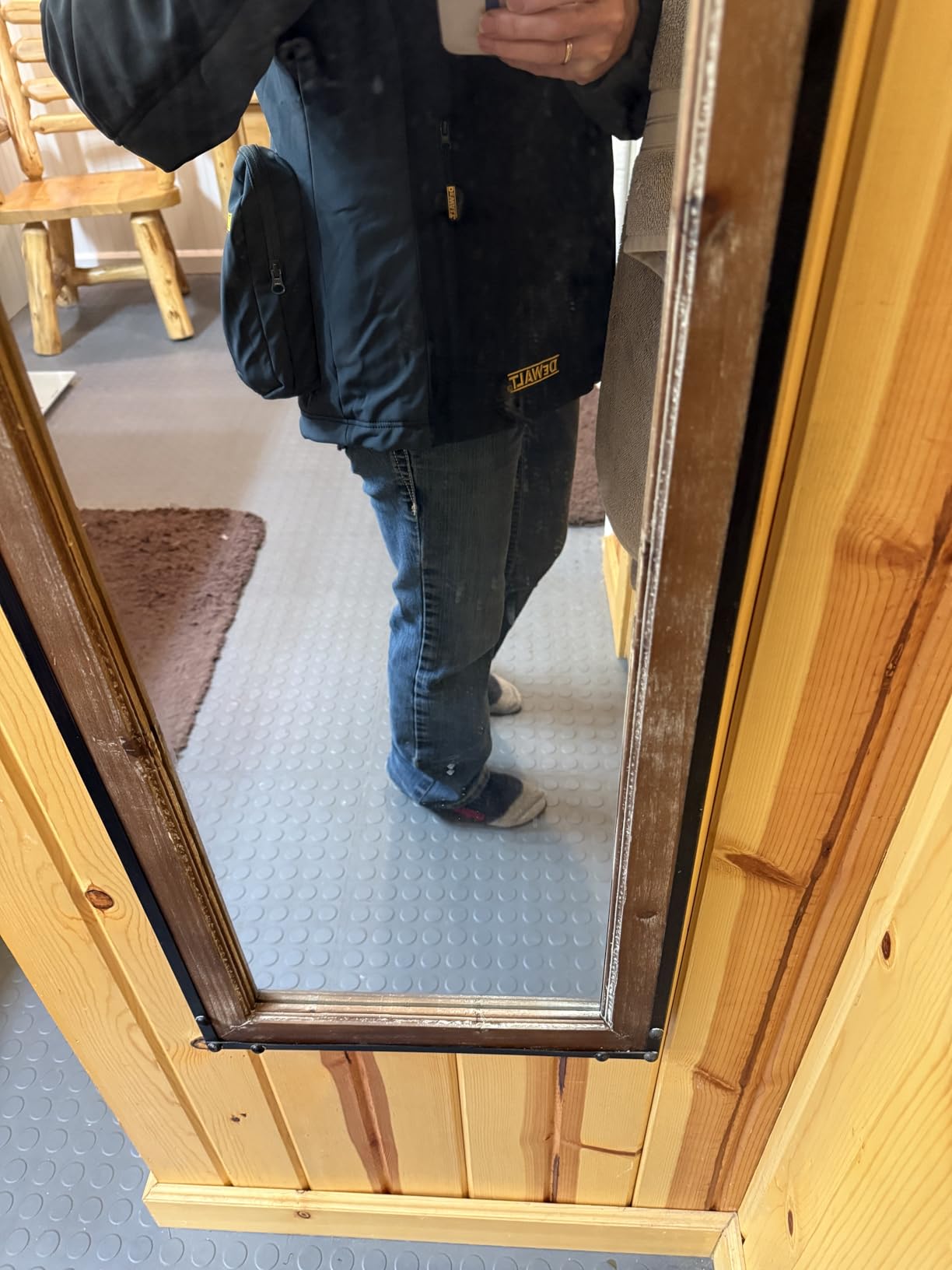 DEWALT DCHJ066C1-L 20V/12V MAX Women's Heated Jacket Kit, Black, Large customer photo 2