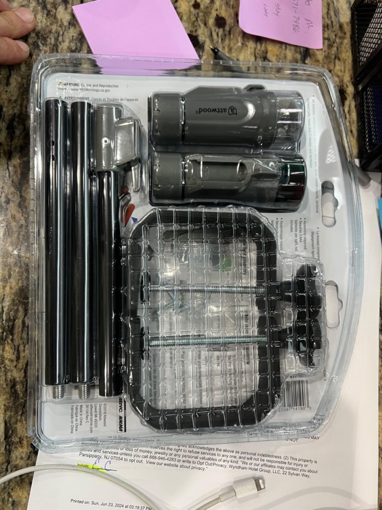 attwood 14190-7 Water-Resistant Portable Clamp-On LED Light Kit with Marine Gray Finish customer photo 2