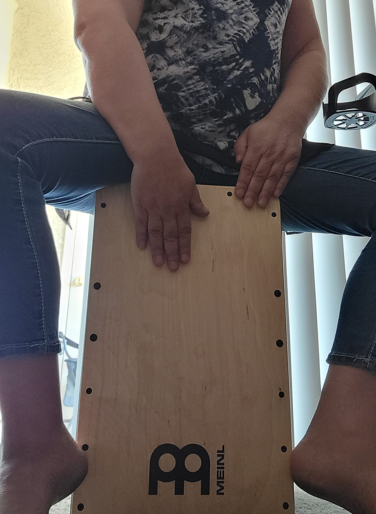 Meinl Pickup Cajon Box Drum with Internal Snares - MADE IN EUROPE - Baltic Birch Wood, Snarecraft Series, 2-YEAR WARRANTY (PSC100B) customer photo 2