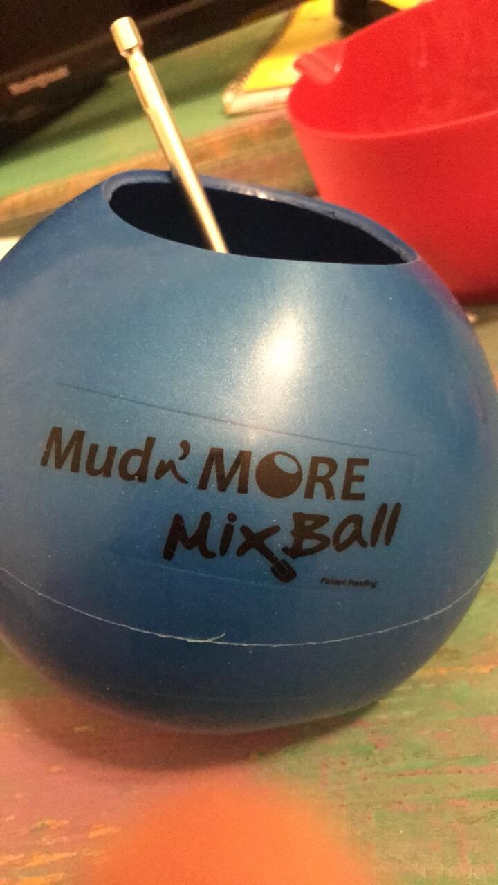 Mud n' More MixBall - Mixes Quick-Setting Drywall Mud, Paint, Grout, Mortar and More. Mixes Fast and Smooth with Any Drill. Easy Clean-Up, Wet or Dry customer photo 1