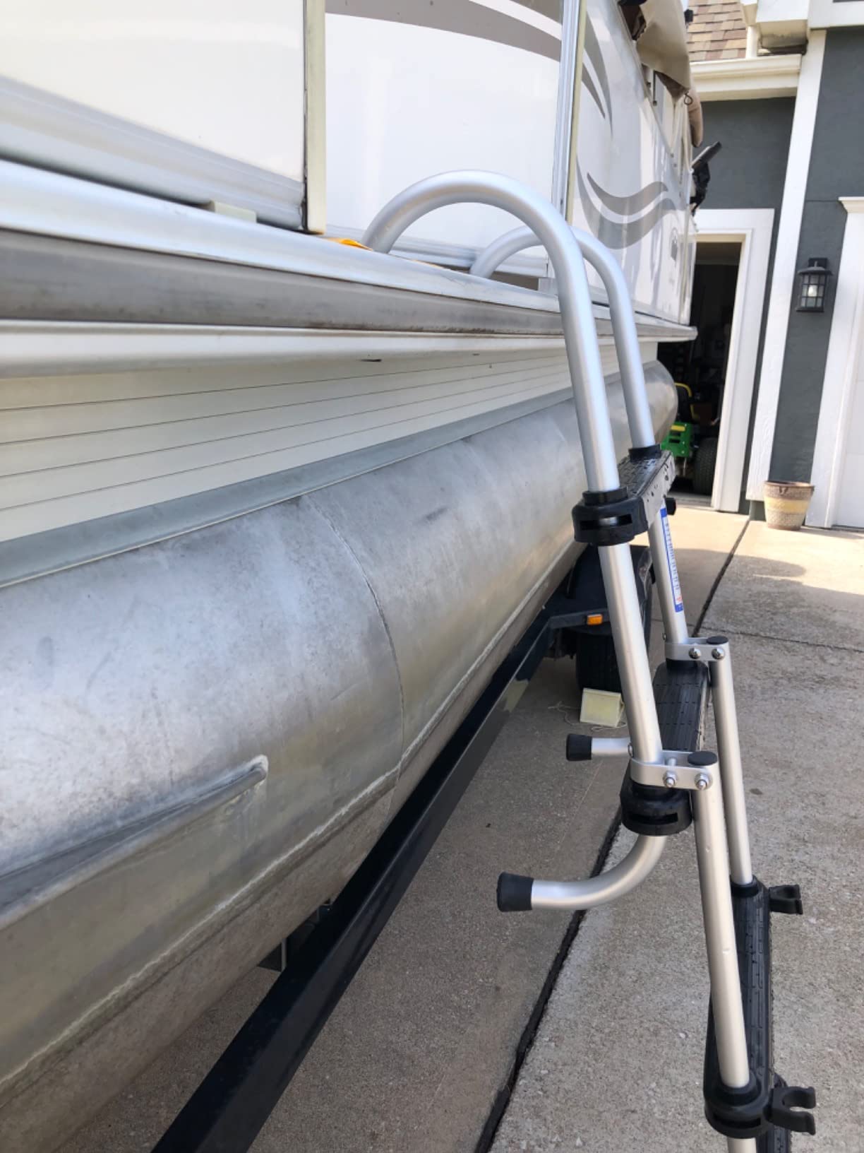 Pactrade Marine Pontoon Boat Removable Folding Ladder 5 Step Anodized Aluminum Tubing 300lbs customer photo 2