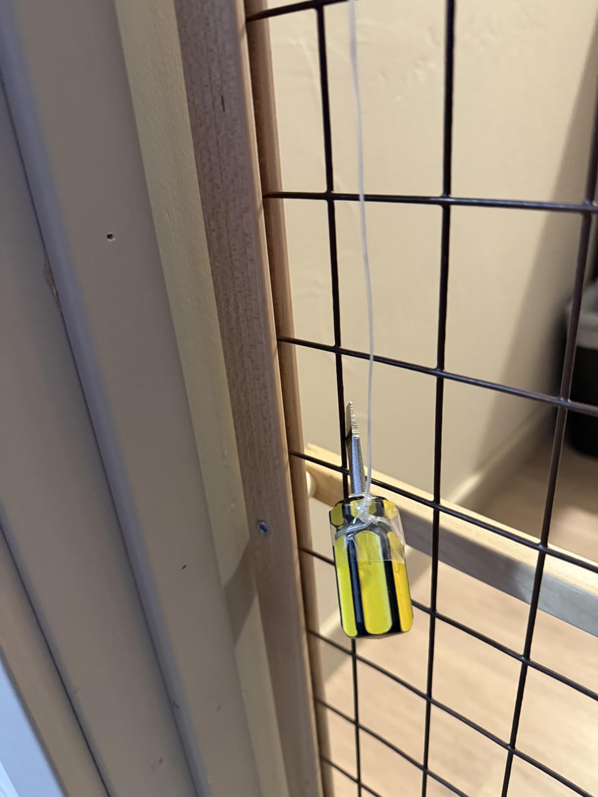 MYPET Wire Mesh Dog Gate: 29.5