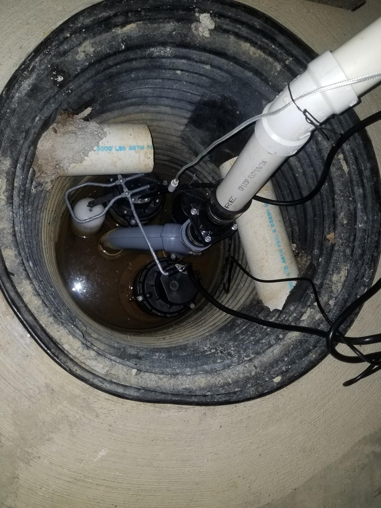 Wayne Preassembled Primary & Battery Backup Sump Pump Combo System | 1/2 HP, Integrated Vertical Float Switch, 12 Volt Battery Back Up Capability, 5,100 Gallons Per Hour customer photo 2