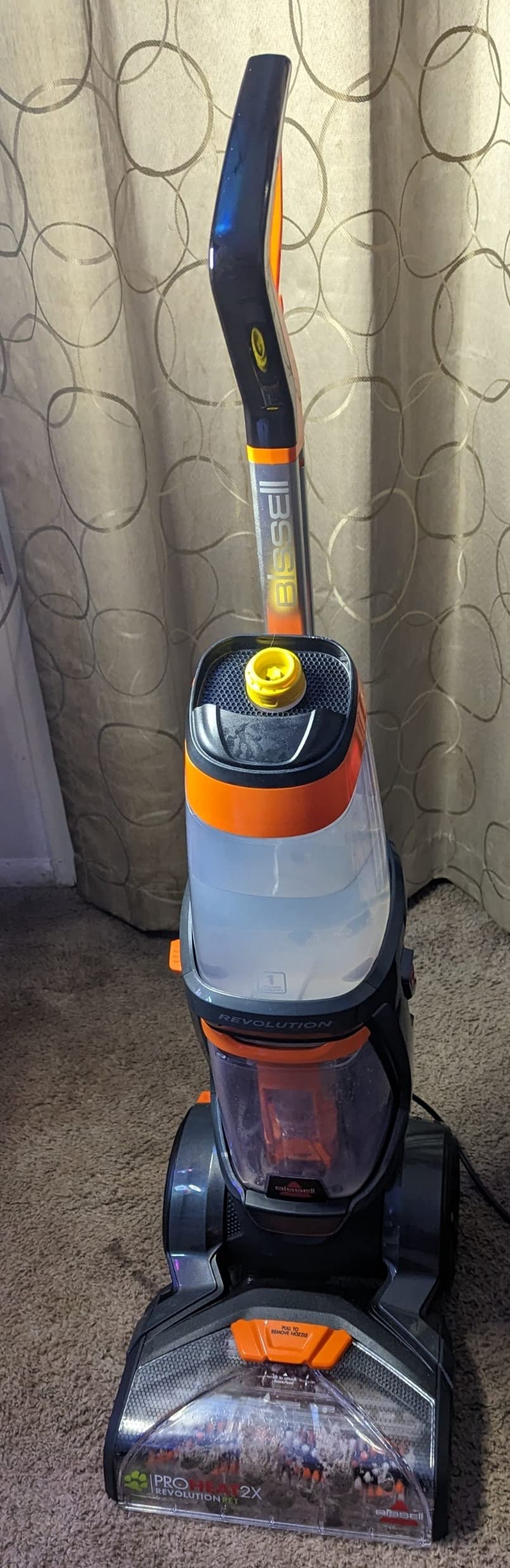 Bissell ProHeat 2X Revolution Pet Full Size Upright Carpet Cleaner, 1548F, Orange customer photo 1