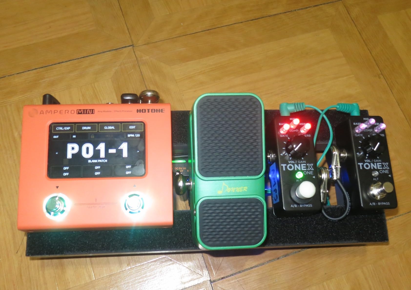 JOYO Guitar Pedal Power Supply Pedal Board Power Supply with DC 18V Pedal Power Adapter & 9V 100mA 500mA Isolated DC 10 Outputs (JP-02) customer photo 2
