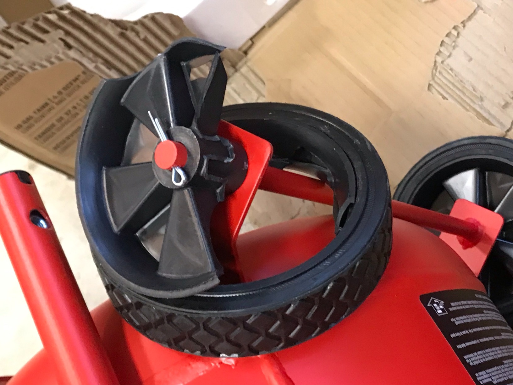 Craftsman Air Compressor 10 Gallon, Peak 1.8 HP, Max 150 PSI, 4.0 CFM@90PSI, 5.0 CFM@40PSI, Oil-free, Portable Air Compressor with Wheel, 120V, Model: CMXECXA0331042 customer photo 2