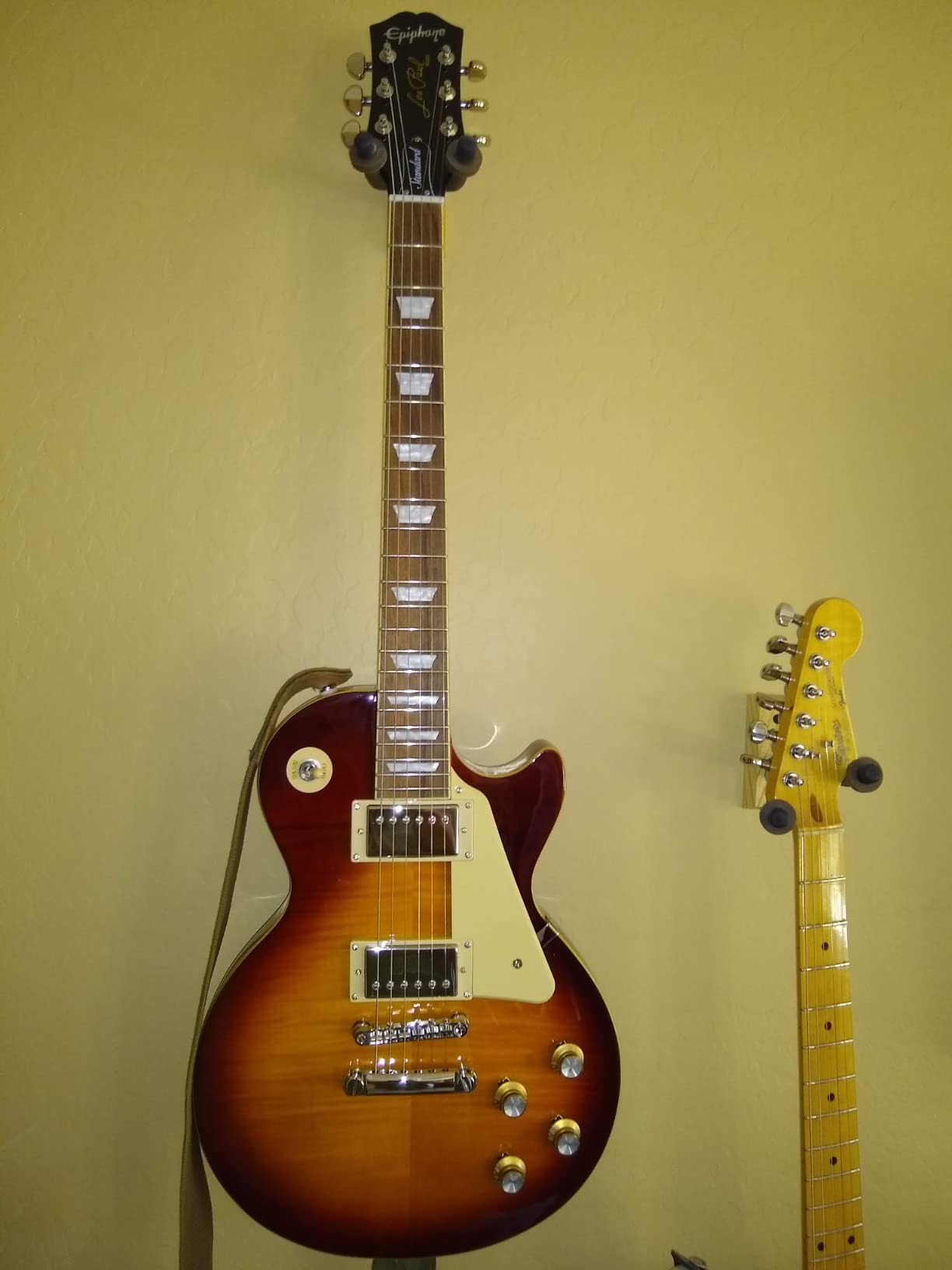 Epiphone Les Paul Standard 60s Electric Guitar, Ebony customer photo 2