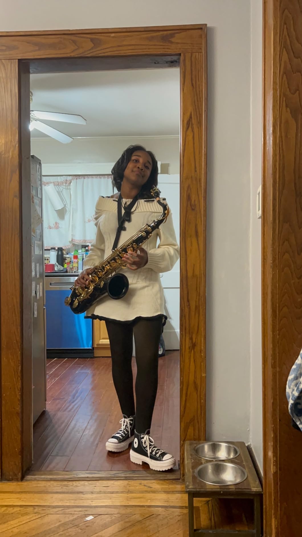 EASTROCK Tenor Saxophone Black/Golden B Flat Tenor Sax Professional Tenor Saxophone for Beginners Students and Musicians with Carrying Case, Mouthpiece, Reeds, Cushion Pads, Cleaning Kit, Neck Strap customer photo 1