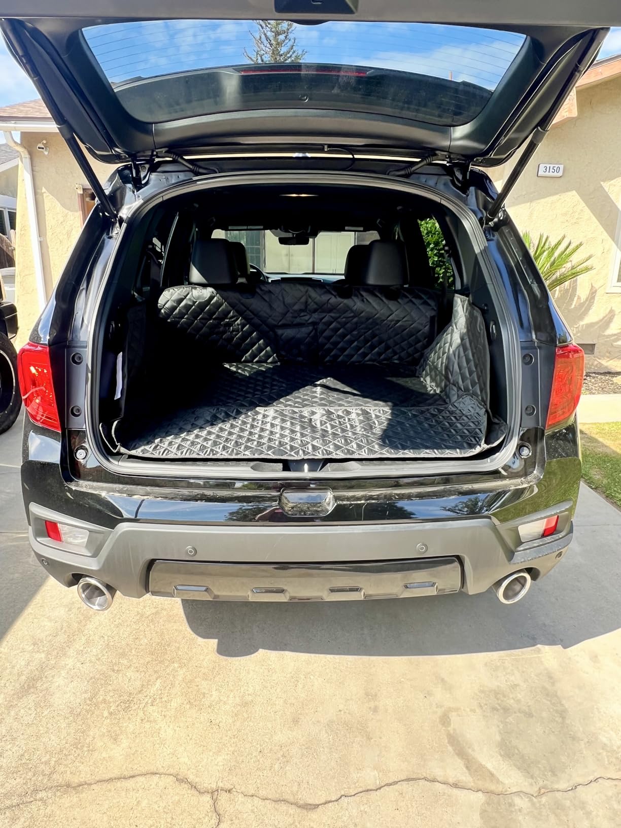 PETICON SUV Cargo Liner for Dogs, Waterproof Trunk Cover for SUVs with Bumper Flap Protector, Scratchproof Durable 600D Oxford Fabric, Non-Slip, Machine Washable customer photo 2