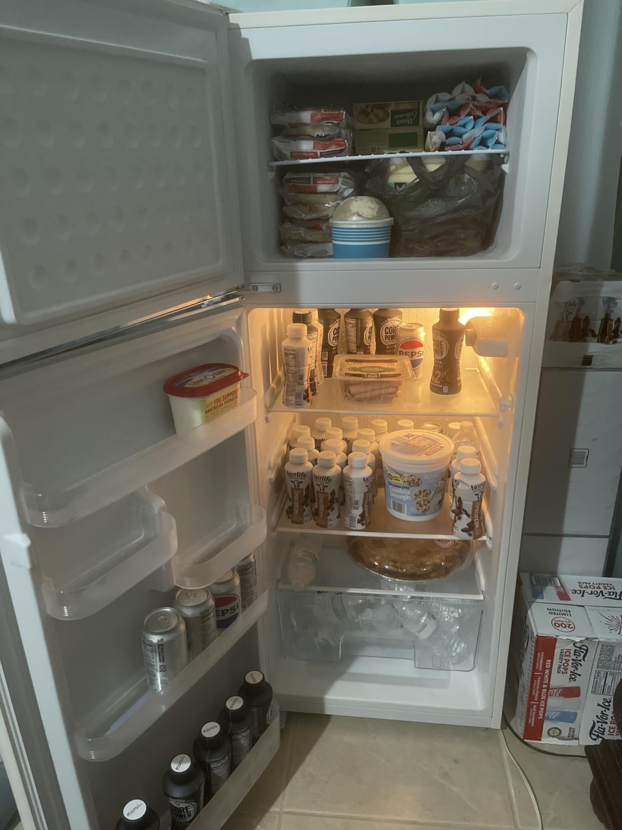 Frigidaire EFR753, 2 Door Apartment Size Refrigerator with Freezer, Retro Chrome Handle, 7.5 cu ft, Platinum Series, Stainless Steel customer photo 1