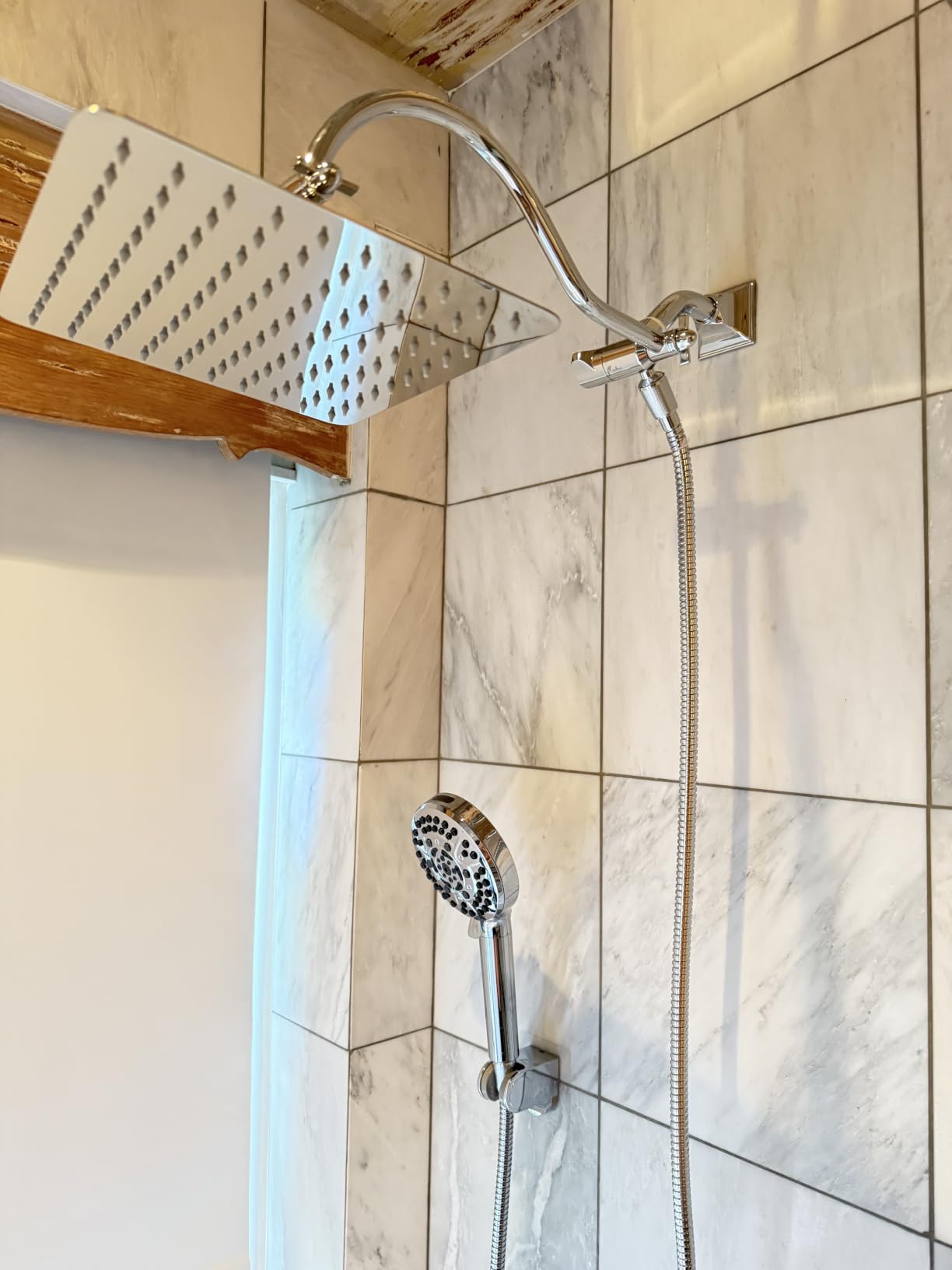 Hibbent All Metal CUPC Certified Shower Head, 10'' High Pressure Rainfall Shower Head, Handheld Showerhead Combo, 12'' Adjustable Extension Arm, 10 Sprays, 71'' Shower Hose, Showerhead Holder, Chrome customer photo 2