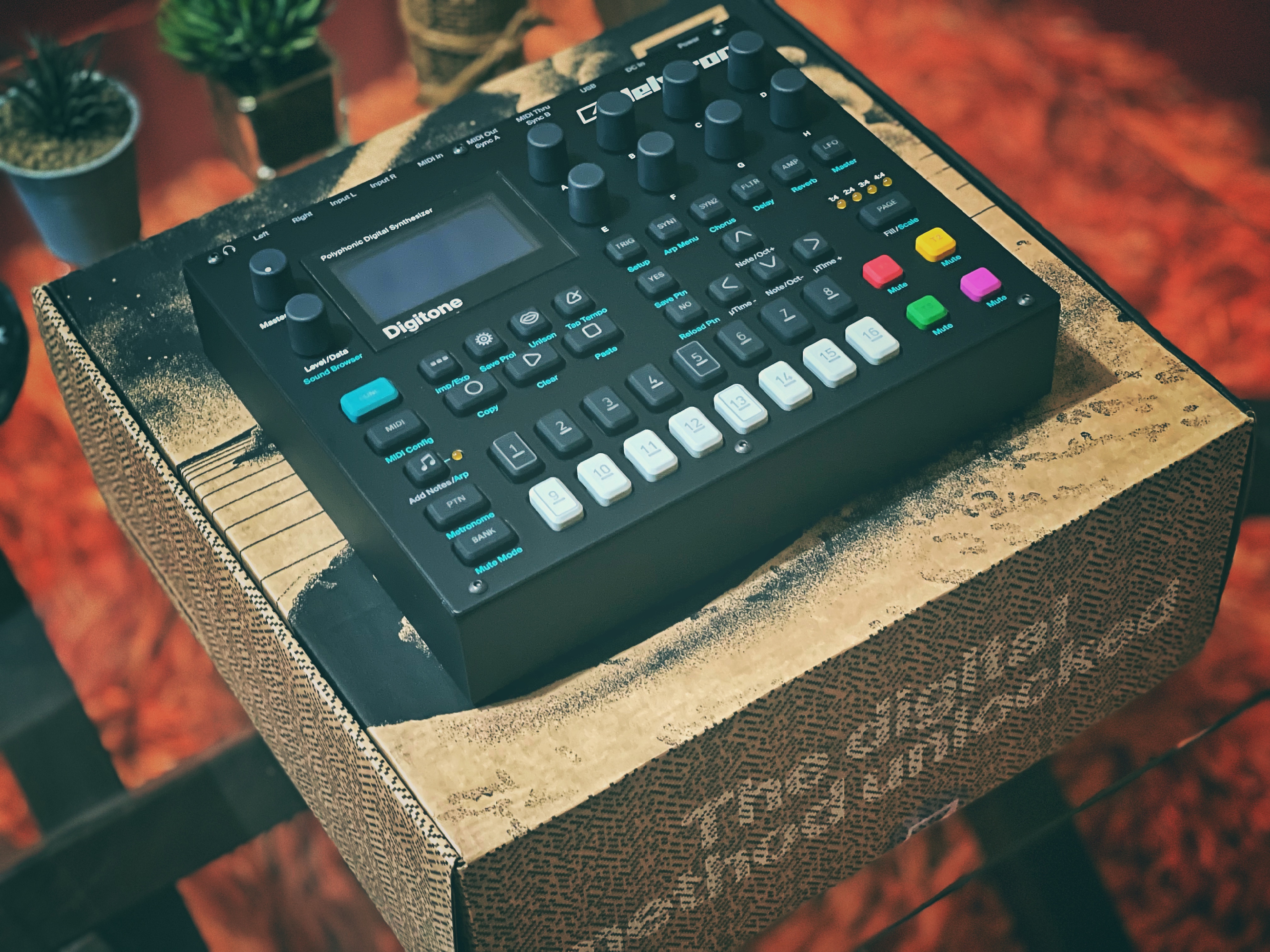 Elektron Syntakt 12 Track Drum Computer and Synthesizer customer photo 2