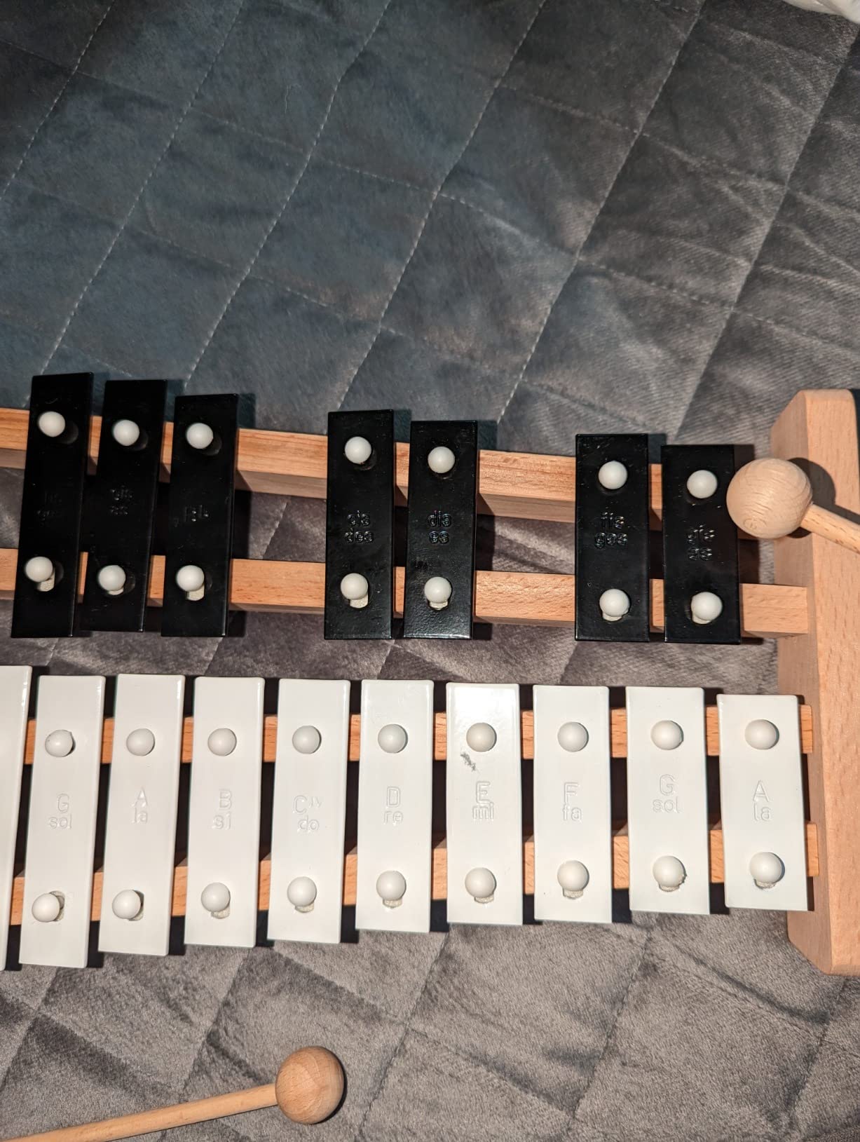 MINIARTIS Glockenspiel Xylophone - Full Size Glockenspiel Xylophone 27 Note Metal Keys for Adults & Kids - Percussion Musical Instrument Includes 2 Wooden Beaters and Carry Case customer photo 1