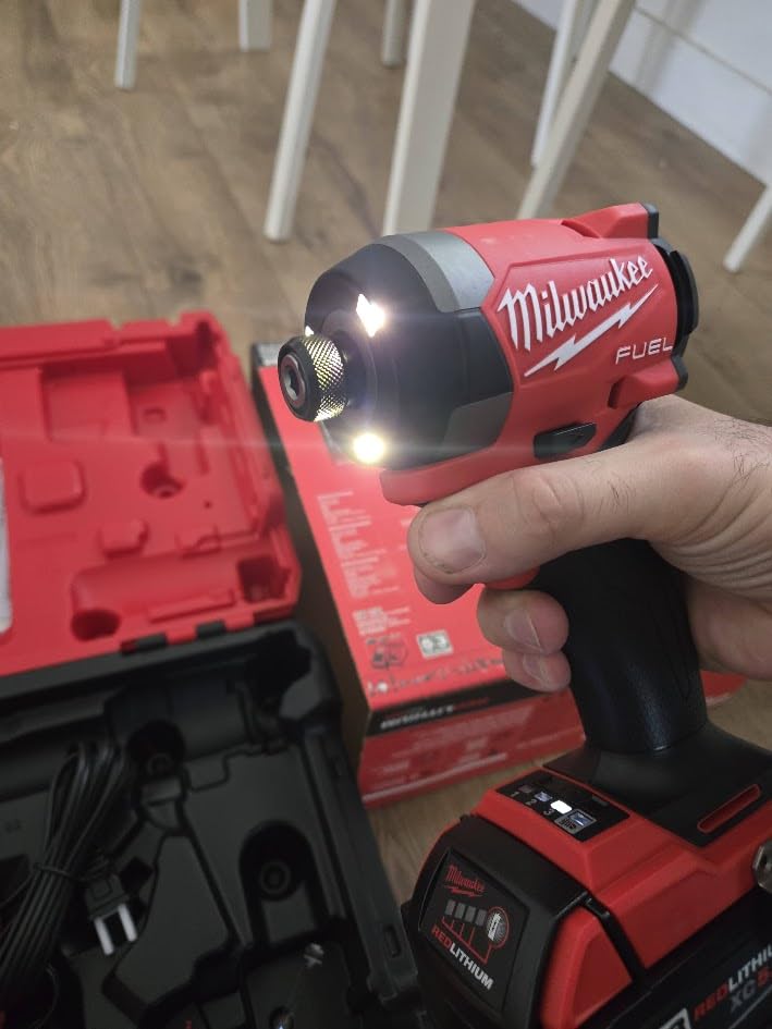 Milwaukee M18 FUEL 1/4