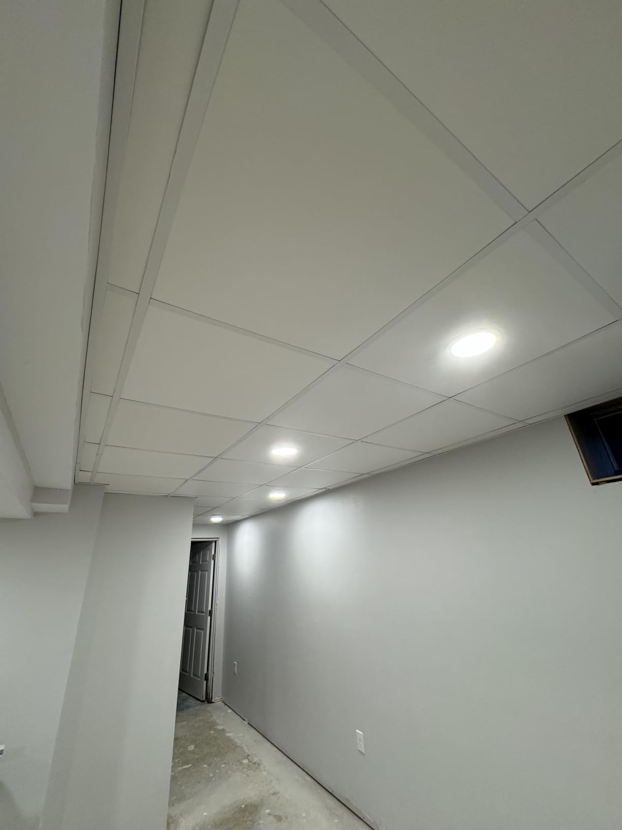 Art3d 12-Pack Smooth Drop Ceiling Tile 2ft x 2ft - Fire-Rated, Waterproof, Reusable - Premium PVC, No Sag and Breakage - Cover 48 Sq. Ft, White customer photo 2