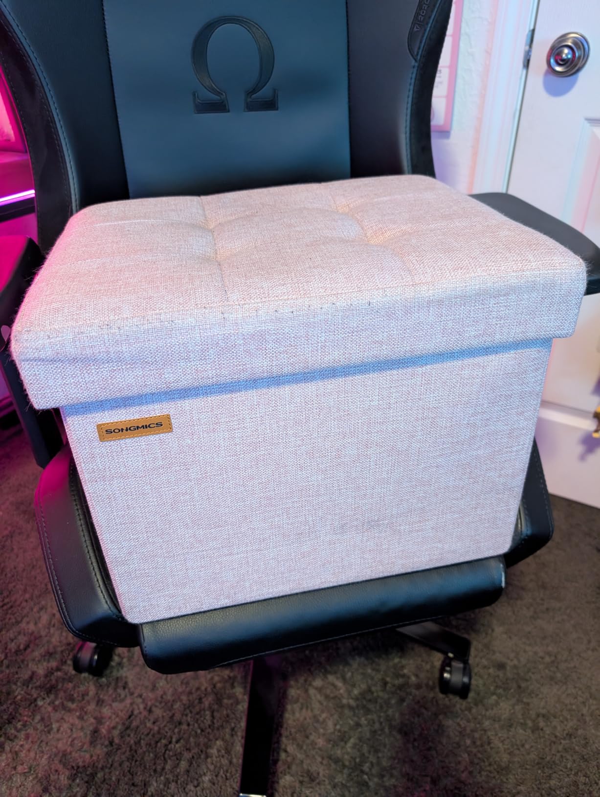 SONGMICS Mazie Collection - Small Folding Storage Ottoman, Foot Rest Stool, 12.2 x 16.1 x 12.2 Inches, 286 lb Load Capacity, for Living Room, Bedroom, Home Office, Dorm, Dark Gray ULSF102G01 customer photo 1