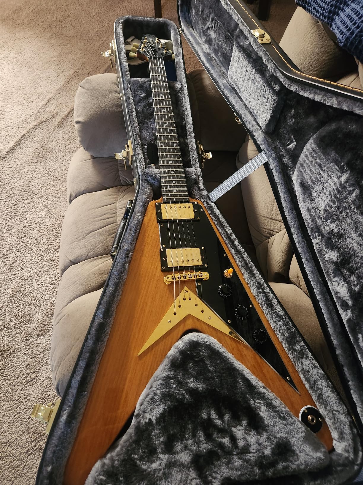 Epiphone Inspired by Gibson Custom 1958 Flying V, Aged Natural with Hard Case customer photo 1