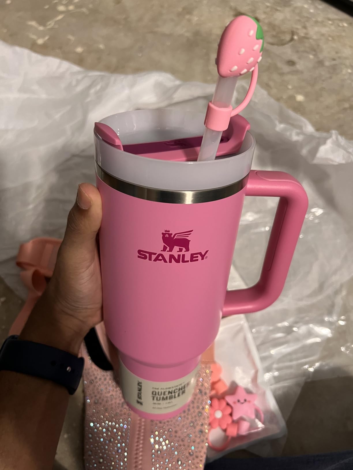 Stanley Quencher H2.0 Tumbler with Handle and Straw 40 oz | Flowstate 3-Position Lid | Cup Holder Compatible | Insulated Stainless Steel | Black 2.0 customer photo 2