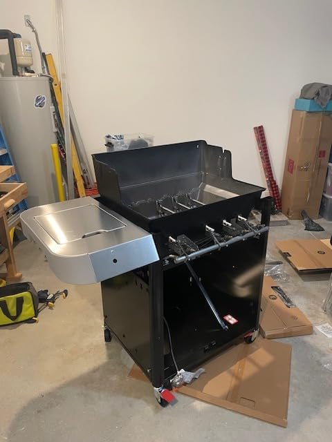 Weber Genesis E-335 Liquid Propane Gas Grill for Outdoor Cooking, 3 Burners and 1 Side Burner, Black - Porcelain-Enameled Cast-Iron Grates, PureBlu Burners & Sear Zone customer photo 2