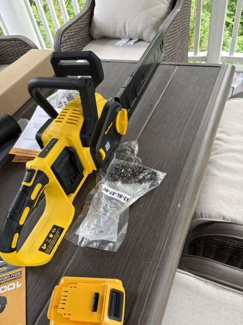 ReliaRoads 16-Inch 40V Brushless Cordless Chainsaw for DeWalt 20V MAX | 54 FT/S, 2 HP Brushless Power, Requires 2 Batteries, Tool-Free Tensioning, Auto-Oiling, Chain Brake, Batteries Not Included customer photo 2