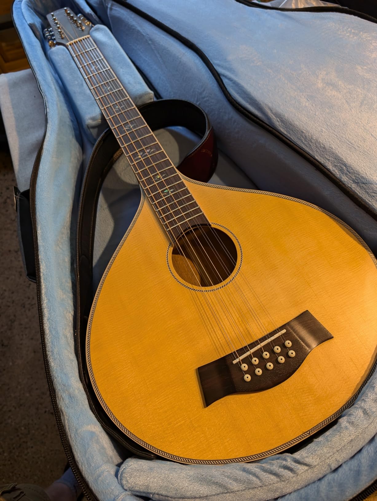 Batking Bouzouki, 10 Strings Bouzouki Guitar with EQ customer photo 2