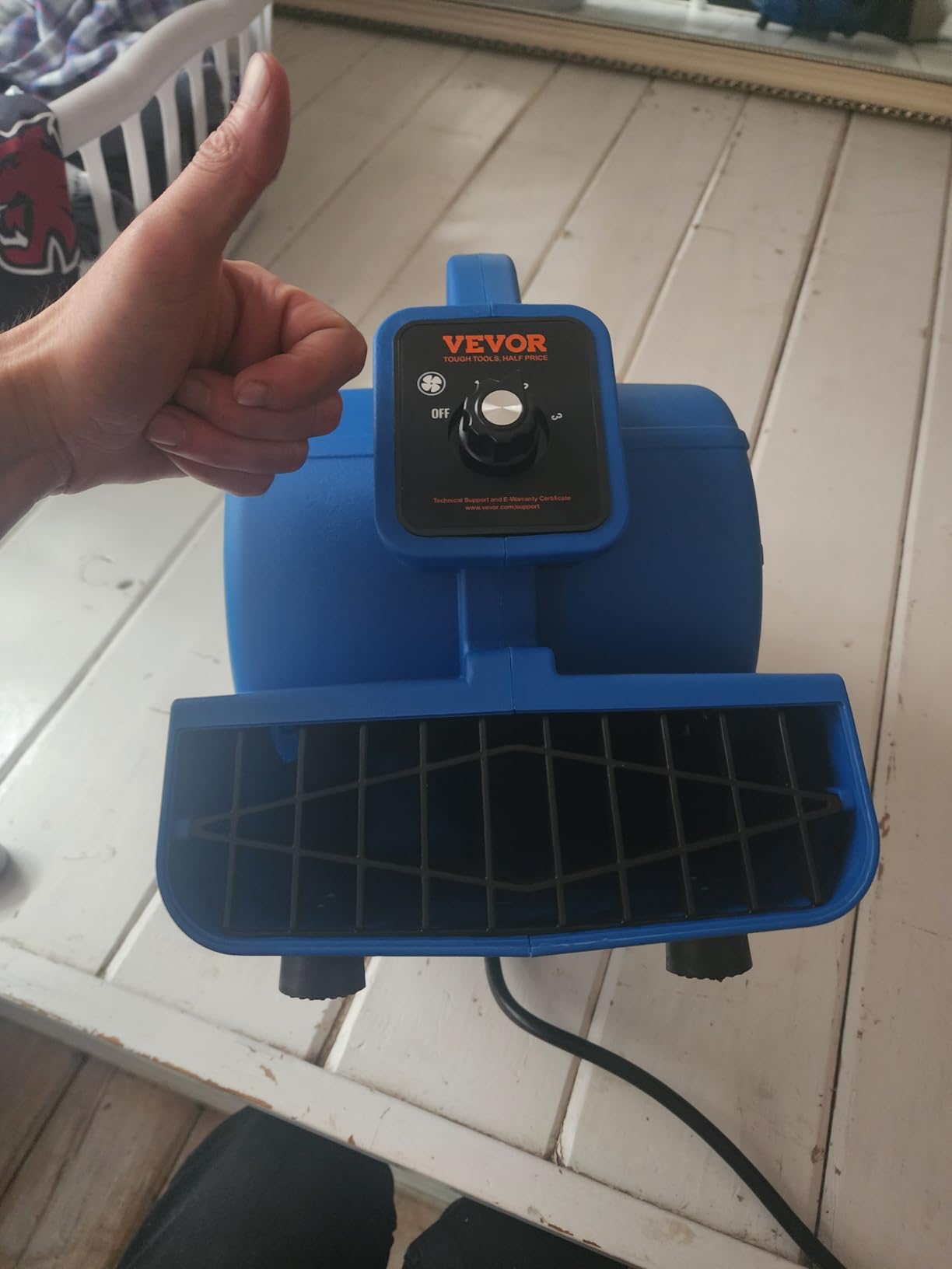 VEVOR Floor Blower, 1360 RPM 600 CFM, Air Mover for Drying and Cooling, Portable Carpet Dryer Fan with 4 Blowing Angles, 3-Speeds Adjustment, for Janitorial, Home, Plumbing, Commercial Use customer photo 1