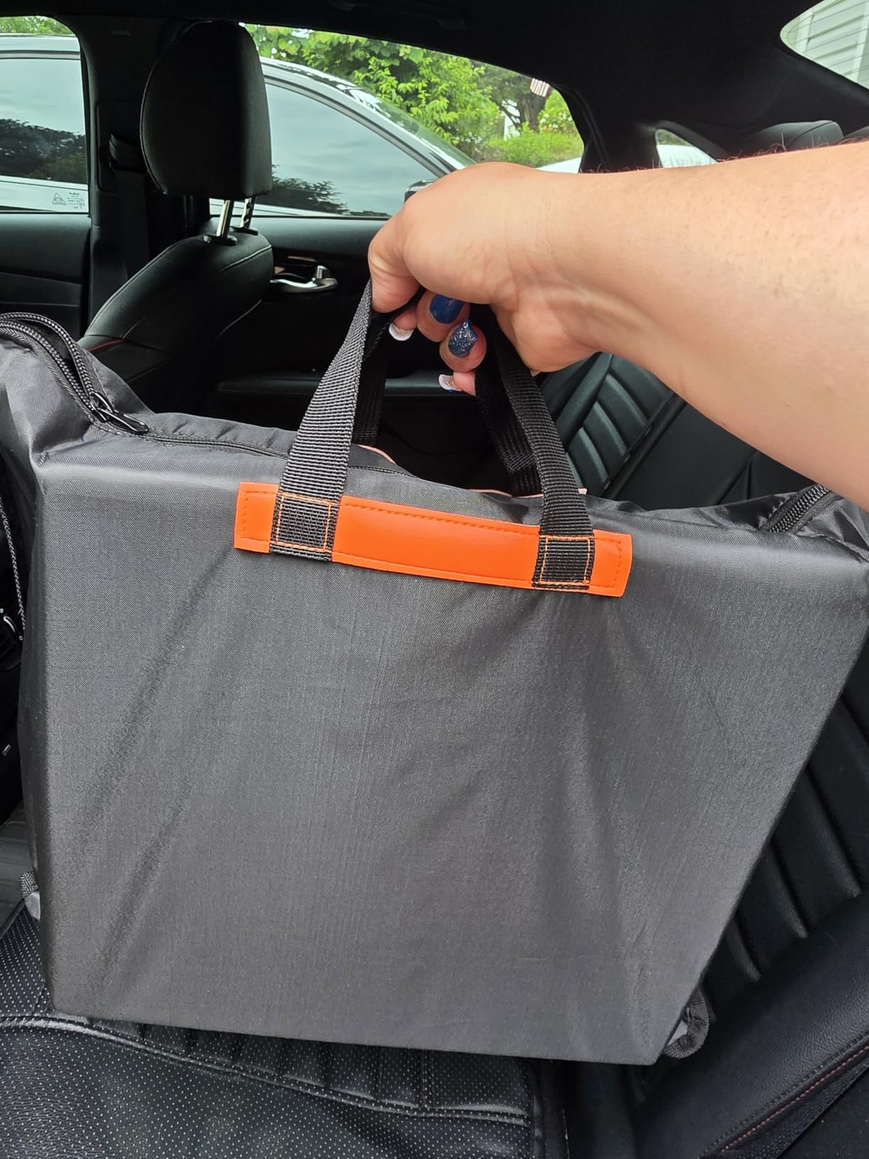 Instraella Dog Car Seat for Large Dogs, Half Back Seat Extender with Hard Bottom, Waterproof Non-Slip Pet Car Seat for Cars, SUVs and Trucks, Fits Medium Dogs customer photo 2