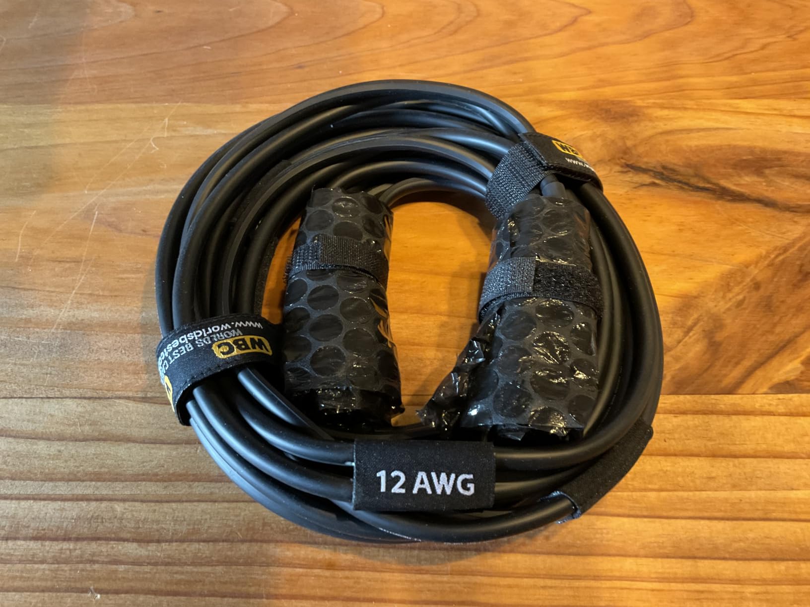 WORLDS BEST CABLES 20 Foot 12 AWG Low-Capacitance High Purity OFC Audiophile HiFi Speaker Cable Pair with Eminence Gold Banana Plugs customer photo 1