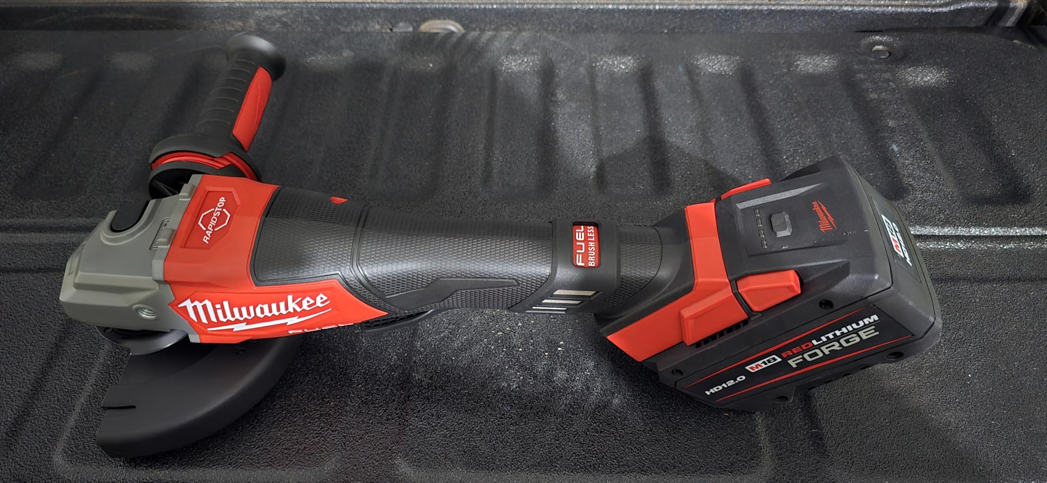 Milwaukee M18 Fuel 4-1/2-6 Braking Grinder Paddle Switch (Tool Only) customer photo 2