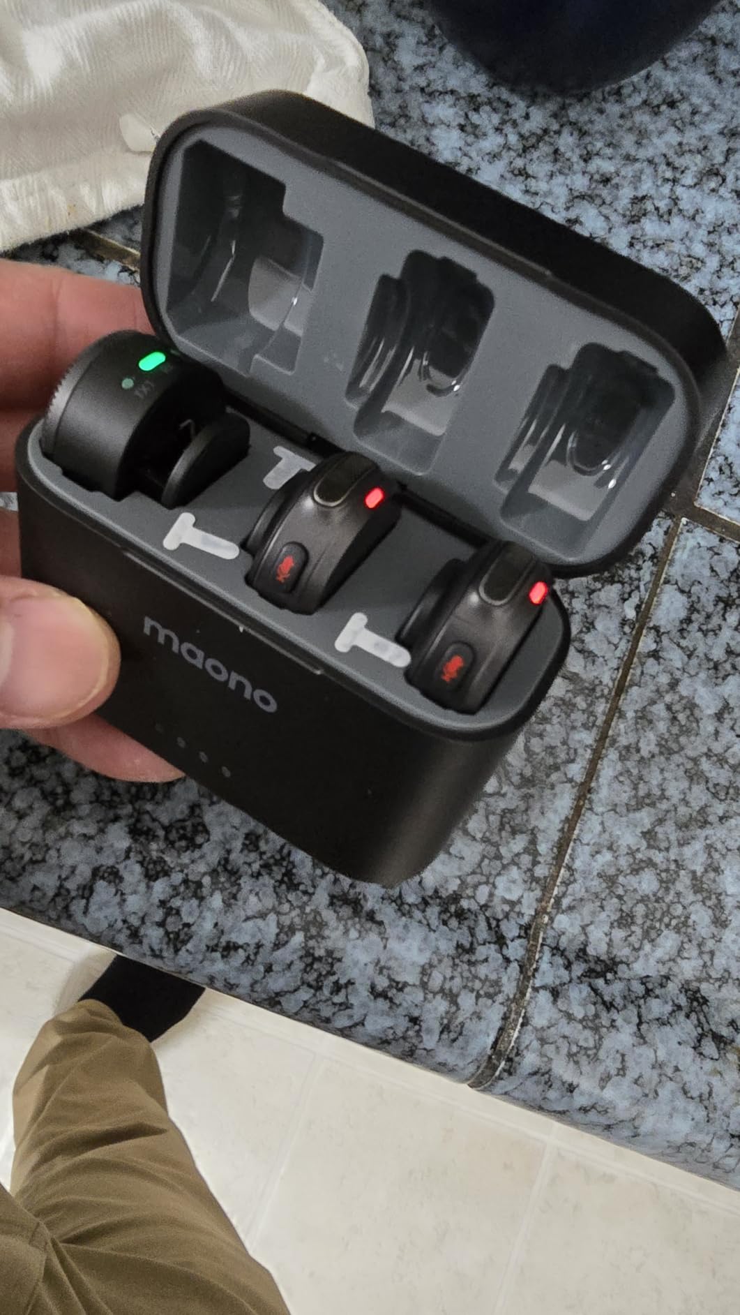 MAONO Wave T5 Mini Magnetic Wireless Lavalier Microphone for Content Creators Video Recording - AI Noise Cancellation, 48kHz/24bit, 4 Voice Filters, 40H, 1000ft Range for iPhone/Android/Camera/PC customer photo 1