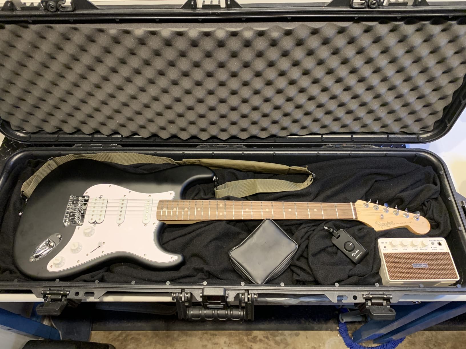 Squier Debut Series Stratocaster HT HSS Electric Guitar, Beginner Guitar, 2-Year Warranty, Includes Free Lessons, Black with Satin Urethane Finish customer photo 1