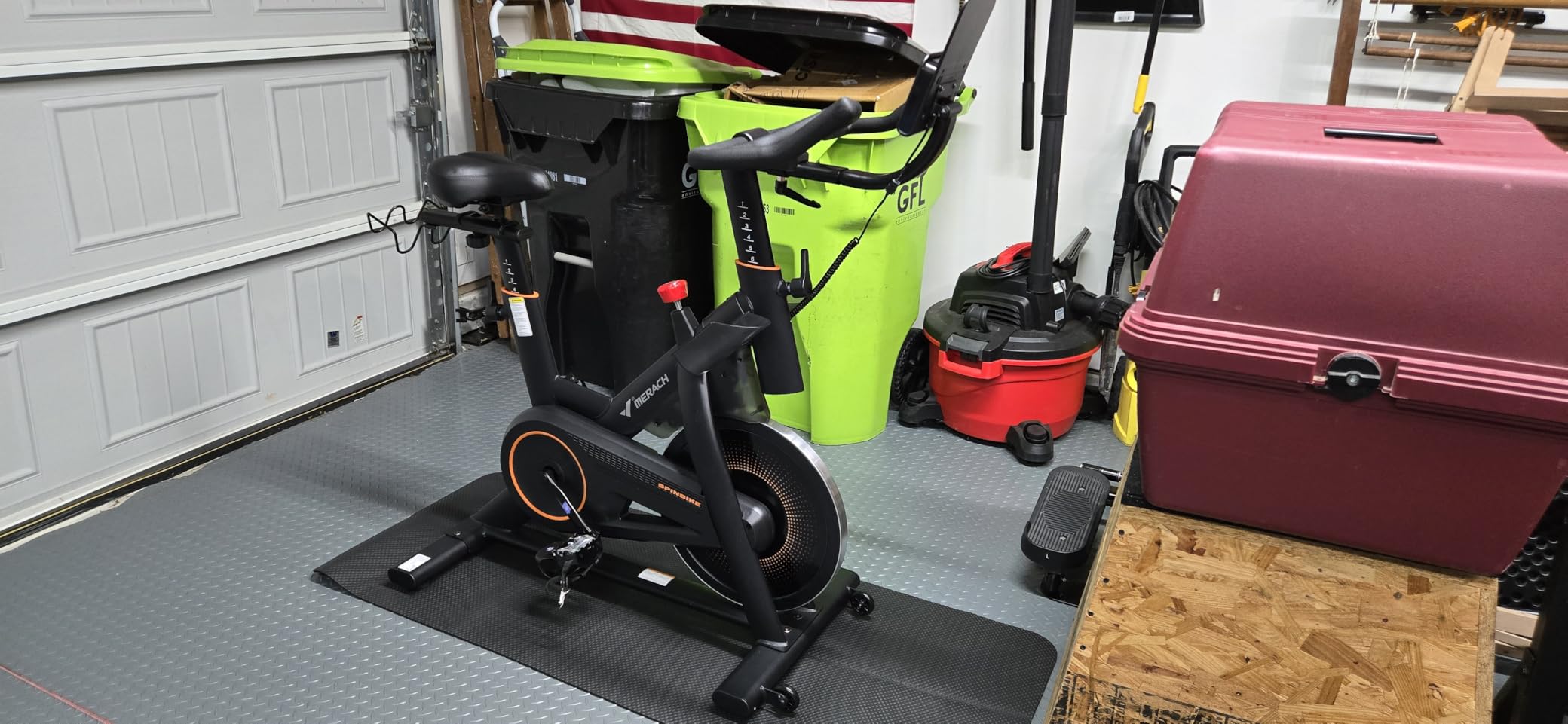 Merach Magnetic Exercise Bike, Heavy Duty Stationary Bike with Automated Resistance, 300 350 Lbs Weight Capacity, Low Noise Indoor Workout Bike for Home Gym with Self-Developed App customer photo 1