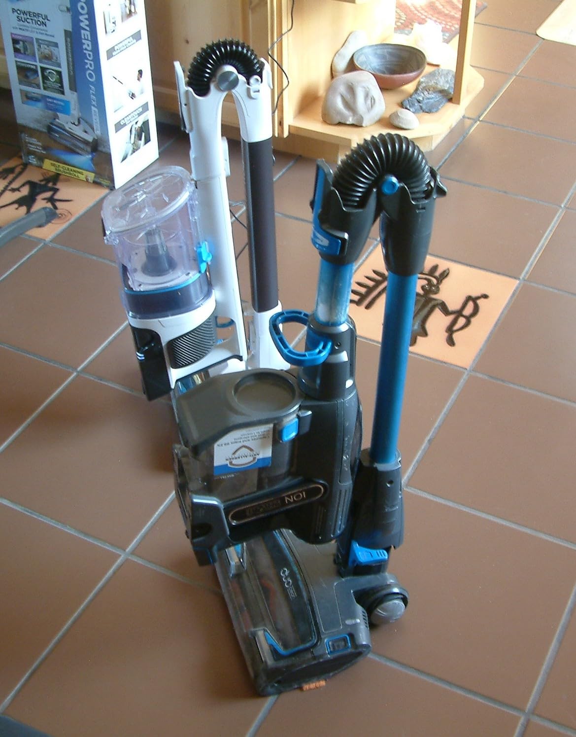 Shark PowerPro Flex Reveal Plus Cordless Vacuum, FloorDetect & Dirt-Reveal Technology, HEPA Filter, for Carpets & Hard Floors, Up to 50-Minute Runtime, Powerful Pet Hair Pickup, Java, IZ382H customer photo 2