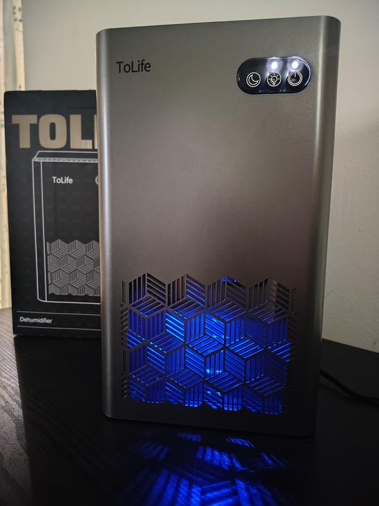 ToLife Dehumidifiers for Home, 1000 sq.ft Dehumidifier for Basement Bedroom Bathroom with 95 OZ Water Tank Auto Shut Off 7 Colors LED Light, Grey customer photo 2