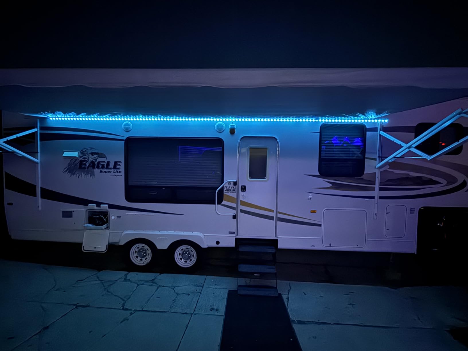 Smart RGB+IC RV Awning Lights, 20FT Dream Color Chasing Camper Awning Lights Strip for RV Canopy, 12V Waterproof APP/Remote RV Underglow Light for Travel, Van, Concession Trailer customer photo 2