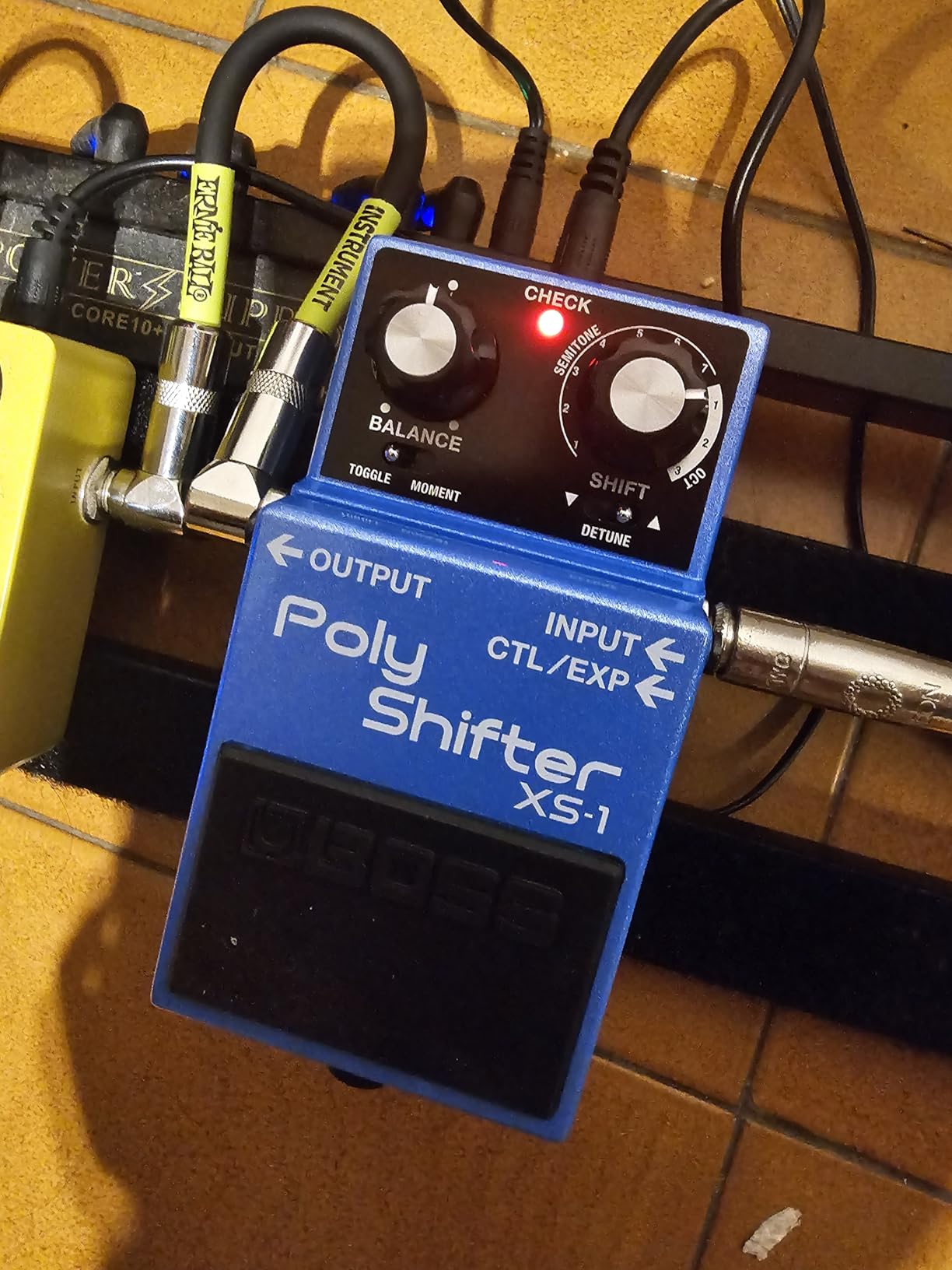 BOSS XS-1 Poly Shifter Compact Pitch Shifting Pedal customer photo 2