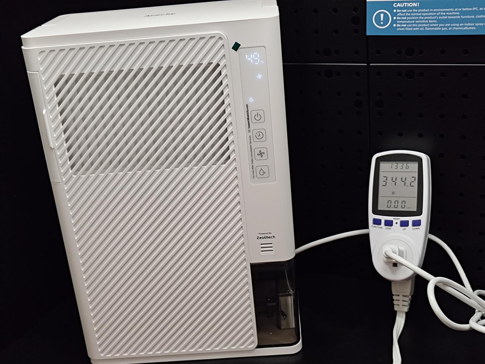 AEOCKY 1000 Sq.Ft Rotary Desiccant Dehumidifier, 10 Pints/Day, Never Frost, Small dehumidifier for Bedroom, Bathroom, Closet, RV, Room, with Drain Hose, Intelligent Humidistat, 85oz Water Tank, Quiet customer photo 2