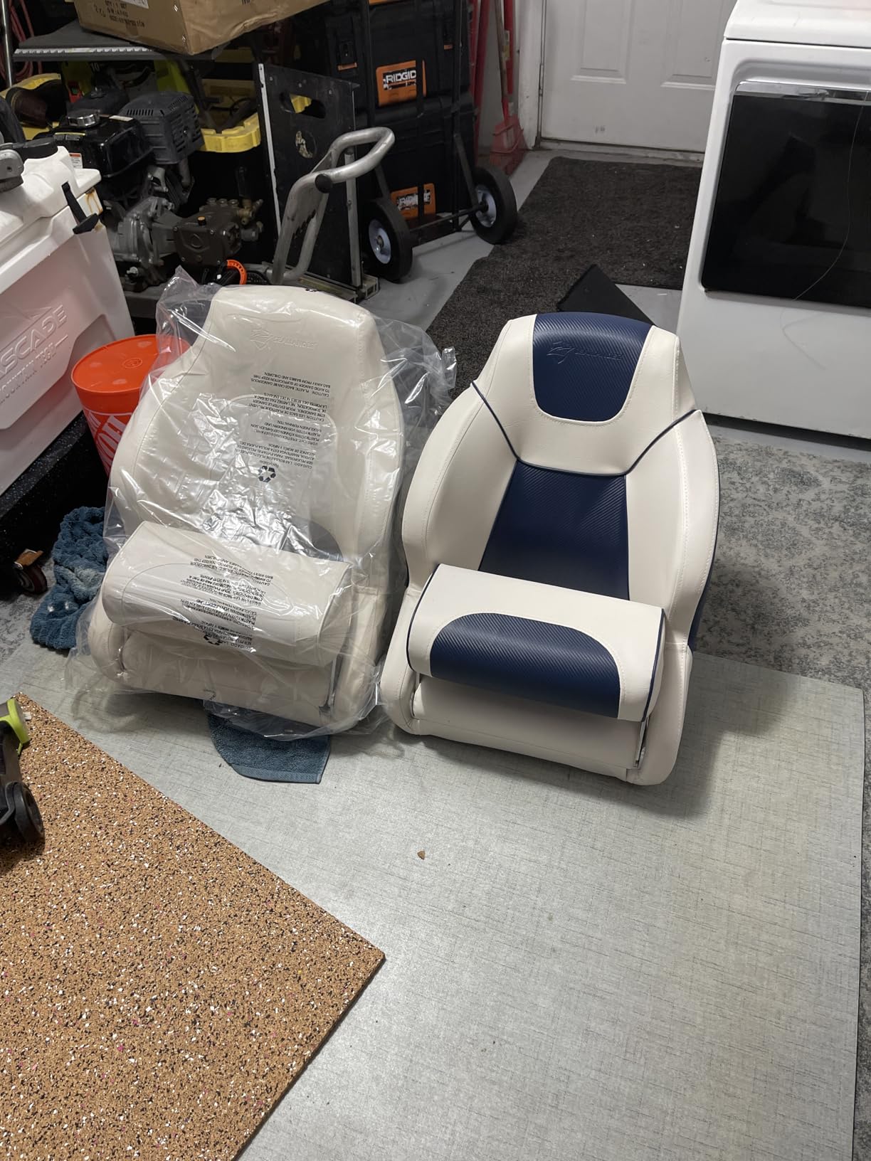 Seamander Boat Captain's Chair - 2 Styles & 10 Color Options,Flip Up Bolster Boat Seat,Integral Rotomolded Frame, Premium EPDM Foam Material customer photo 1