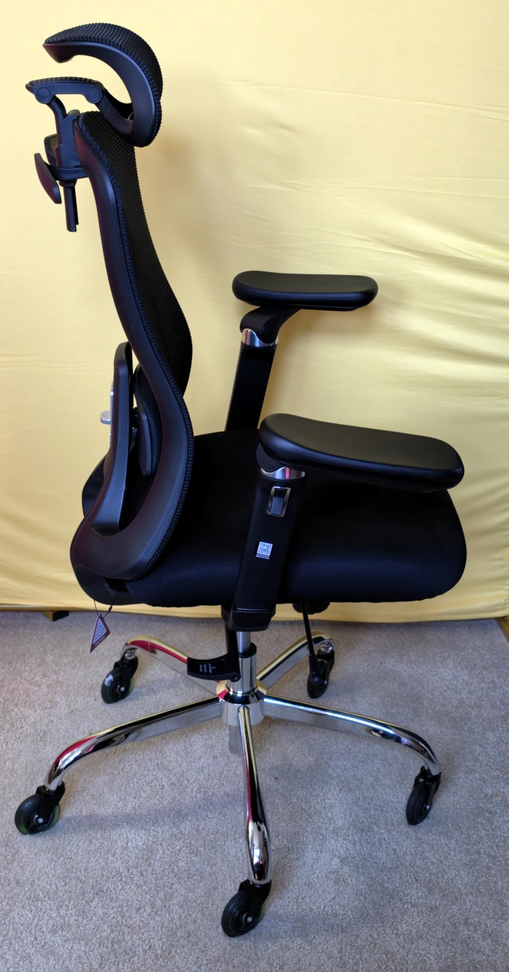 HUANUO FlowLift Ergonomic Office Chair with 6D Armrest, Seat Depth Adjustment, Lumbar Support, Quiet Rubber Caster, High Back Mesh Desk Chair with 3D Headrest, Big and Tall Chair for Home Office customer photo 1