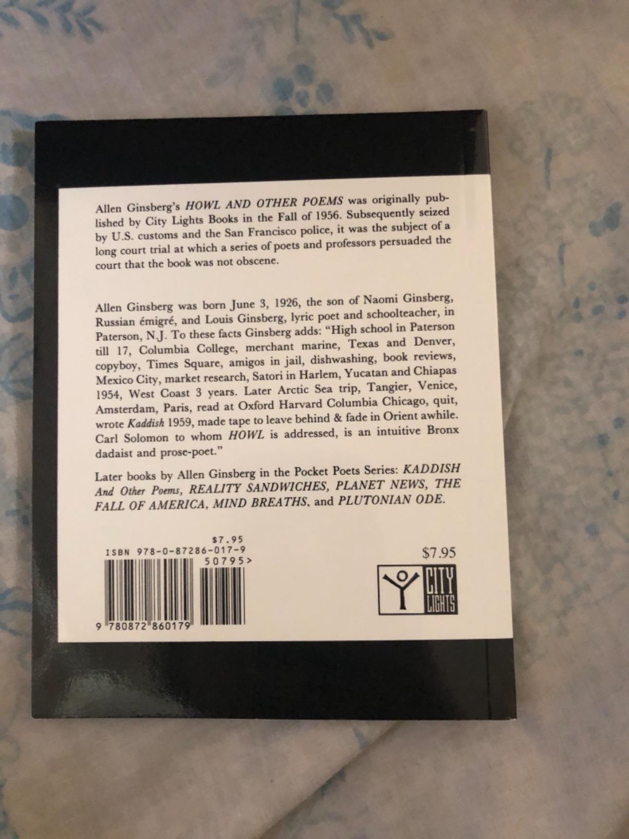 Howl and Other Poems (City Lights Pocket Poets, No. 4) customer photo 1