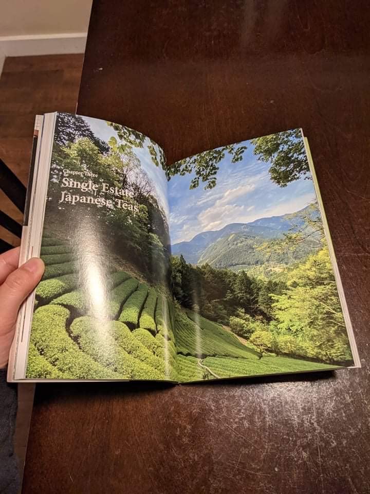 A Beginner's Guide to Japanese Tea: Selecting and Brewing the Perfect Cup of Sencha, Matcha and Other Japanese Teas customer photo 1