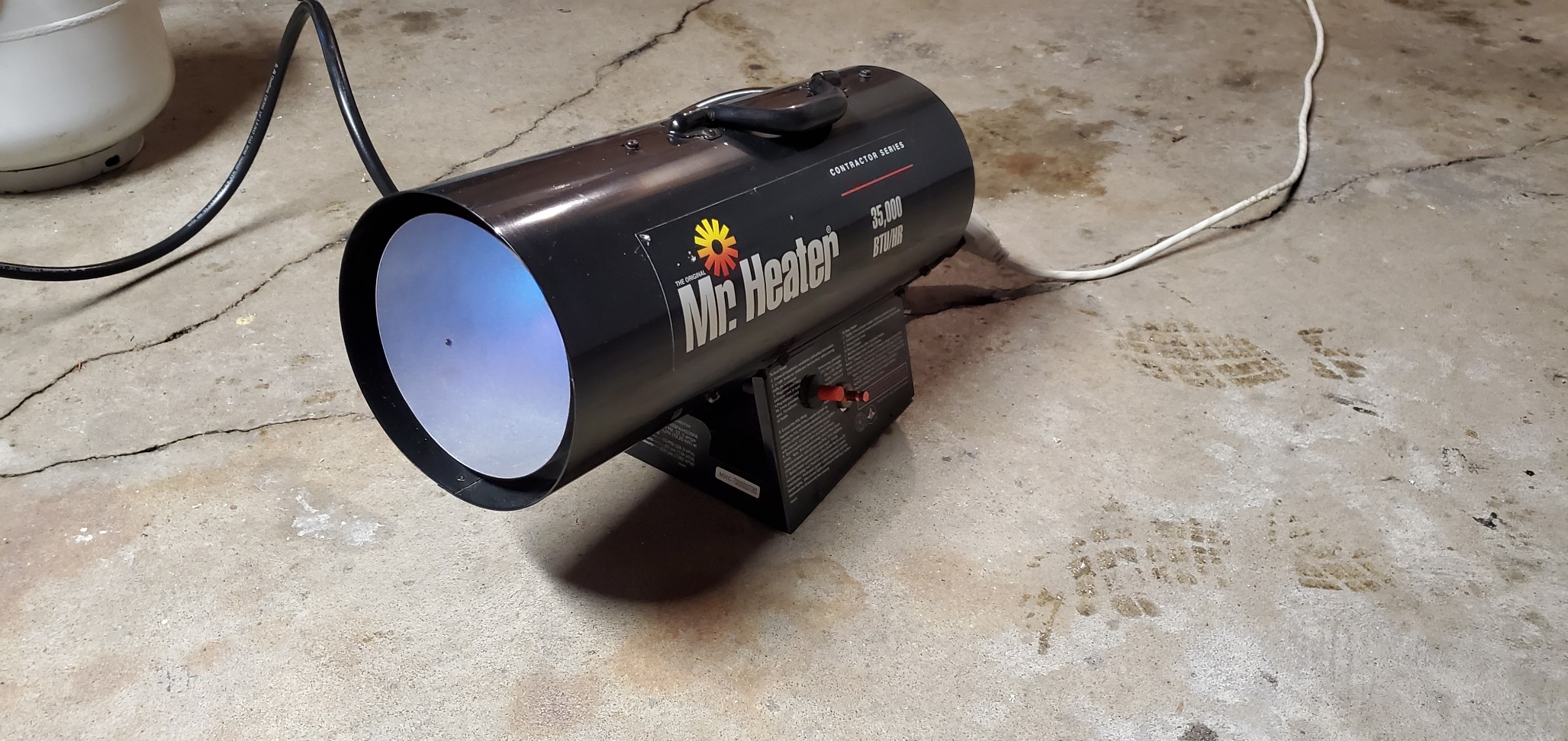 Mr. Heater 35,000 BTU Propane Forced-Air Heater #MH35FA, Black customer photo 2