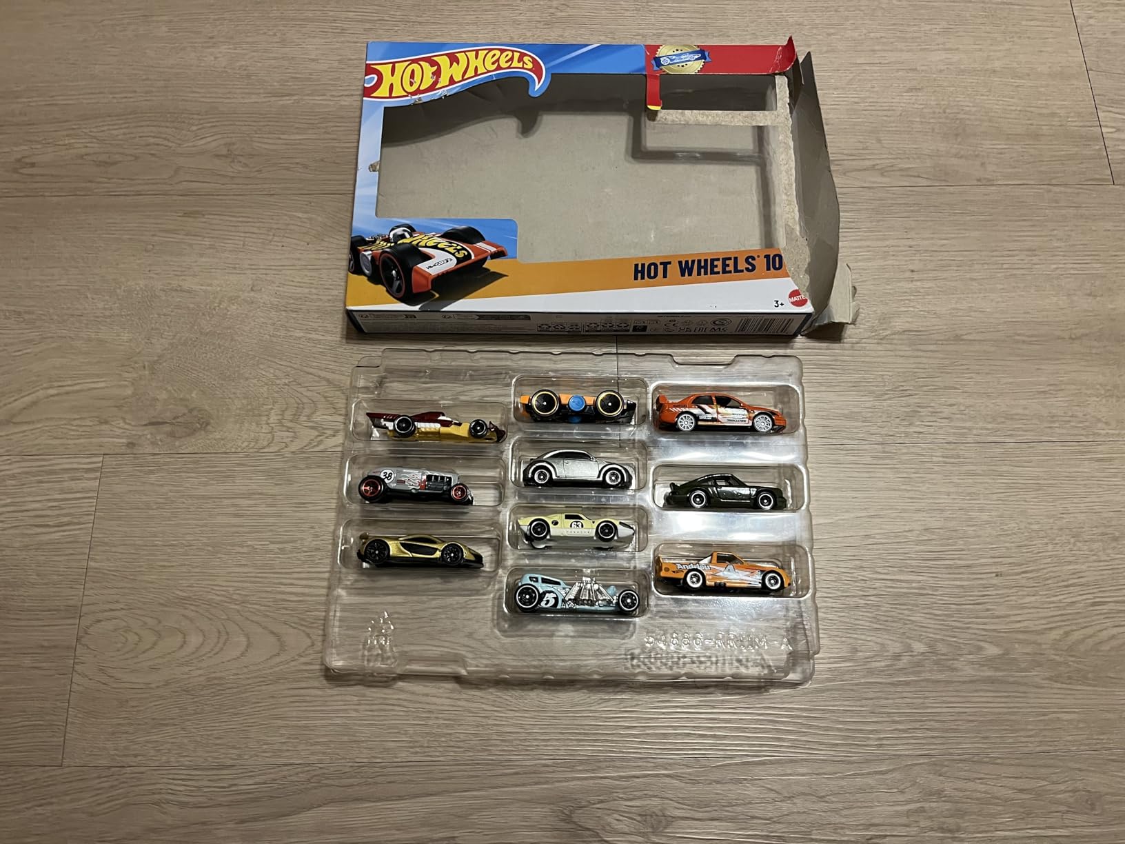 Hot Wheels 10-Pack (Styles May Vary) | Multipack of 10 of Toy Trucks & Cars in 1:64 Scale, Instant Collection for Kids and Collectors (Amazon Exclusive) customer photo 1