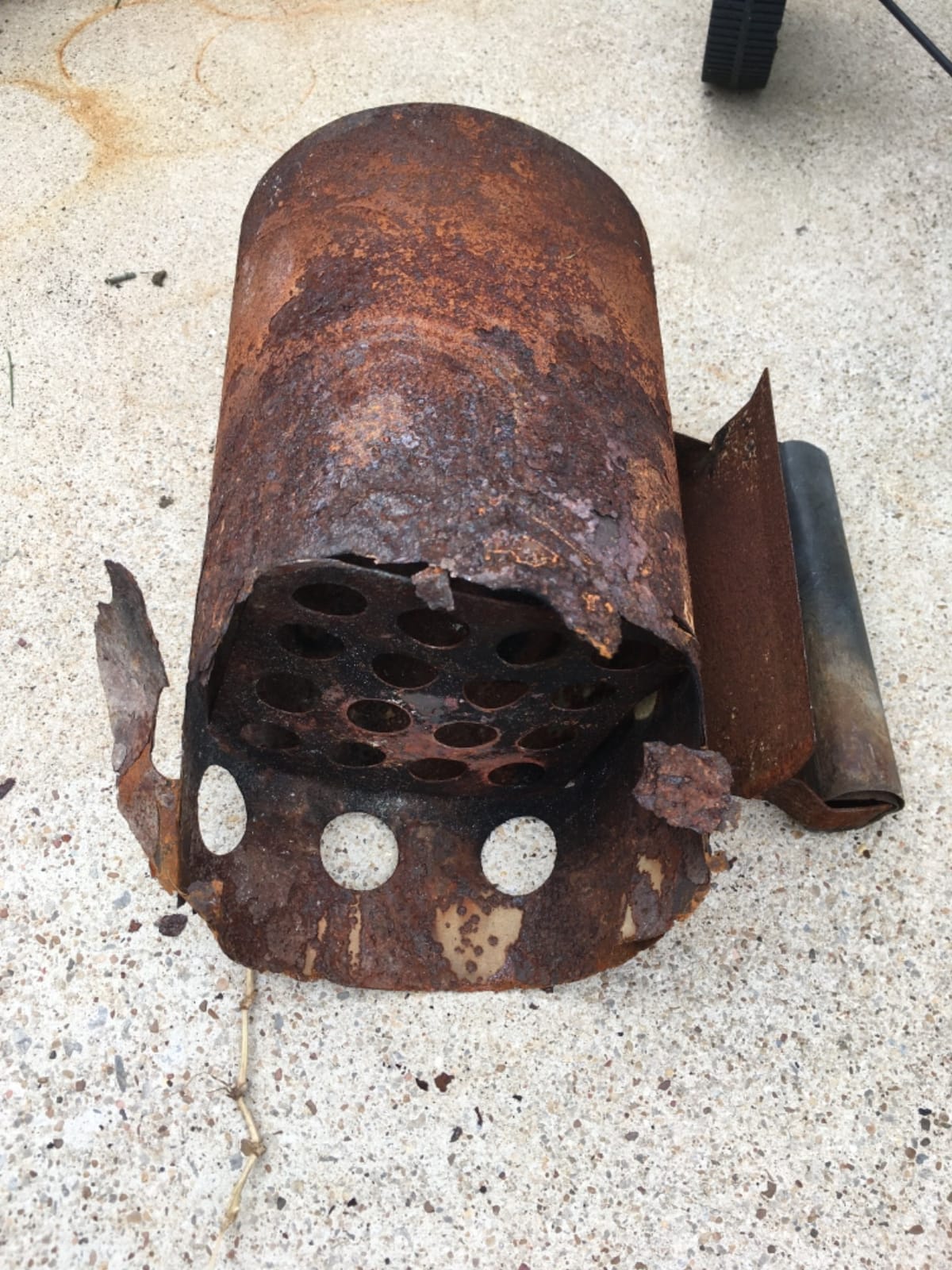 GrillPro 39470 Charcoal Chimney Starter customer photo 2