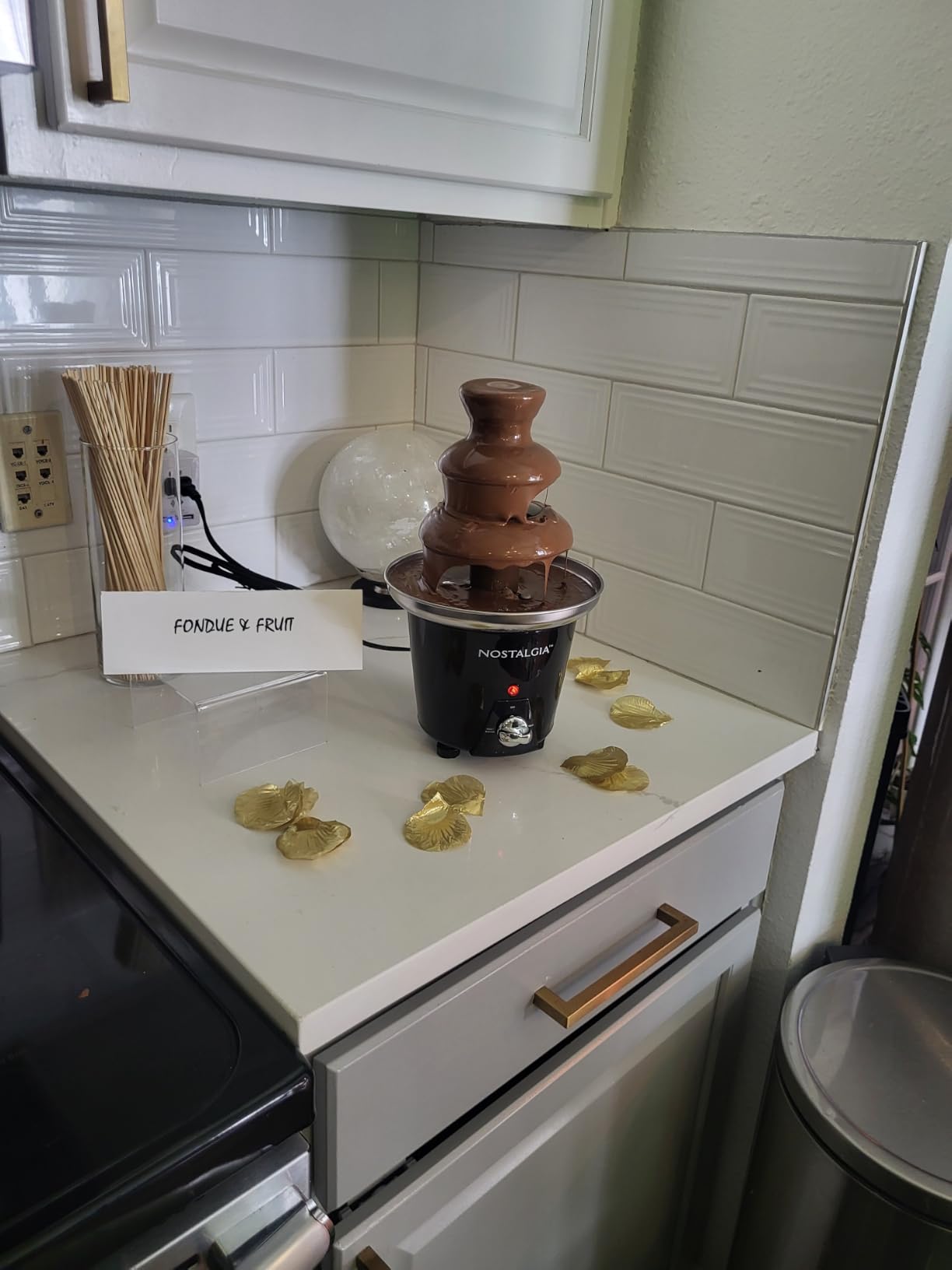 Nostalgia 3 Tier Electric Chocolate Fondue Fountain Machine for Parties - Melts Cheese, Queso, Candy, and Liqueur - Dip Strawberries, Apple Wedges, Vegetables, and More - 24-Ounce - Black, Small customer photo 1