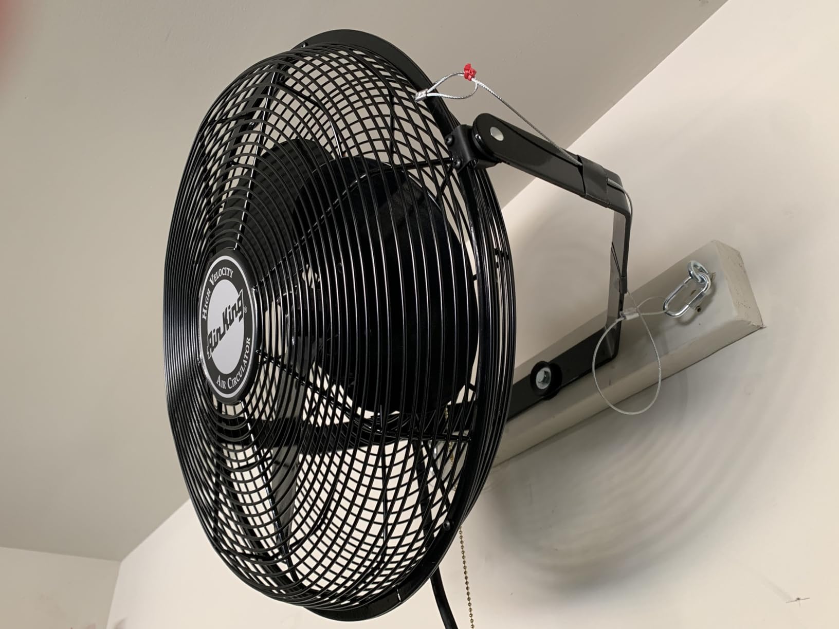 Air King 18-Inch 1/6 HP Industrial Grade High Velocity Multi Mount Fan with 3-Speeds, Pivoting Fan Head, Durable Powder-Coated Steel Blades and Guards, for Industrial & Commercial Spaces, 9318, Black customer photo 2
